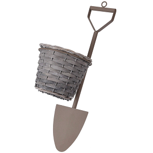 Hanging Wicker Spade Wall Planter with Bulbs