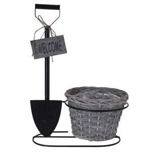 Freestanding Wicker Spade Planter with Bulb